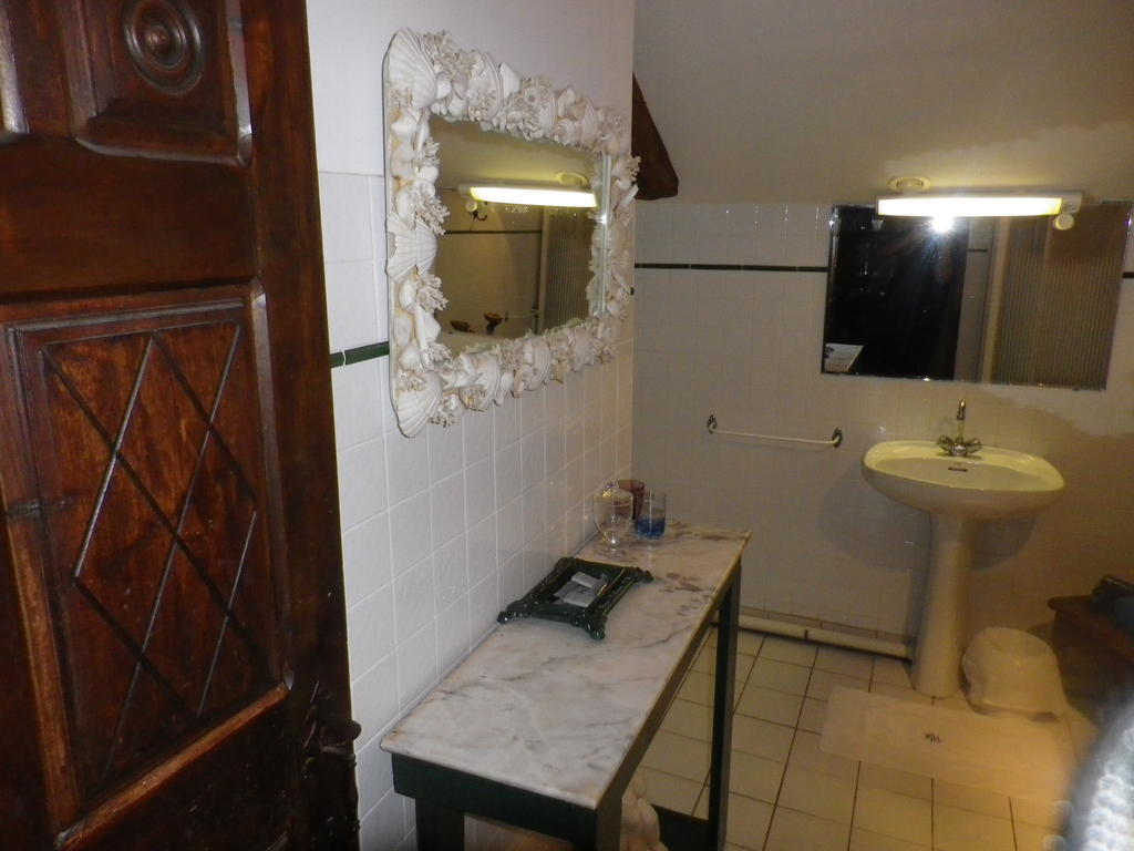 Chambres et Table d'Hôtes Manoir Capcazal de Pachïou Mimbaste Extérieur photo